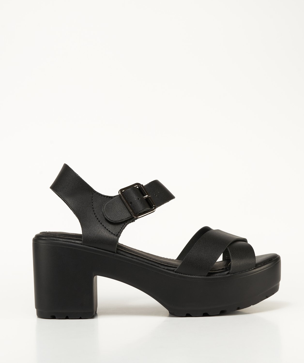 Sandalia plataforma tiras cruzadas